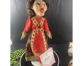 Queen Of Hearts Effanbee Doll On Stand With Tag Storbook DollS V118