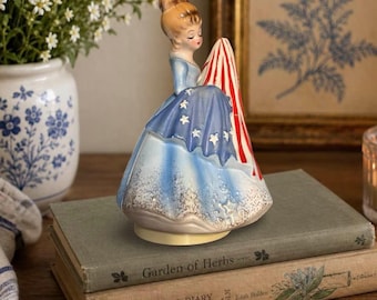 Vintage Joseph's Originals Betsy Ross Musical Figurine, Patriotic Lady with American Flag, Made in Japan, Working Music Box