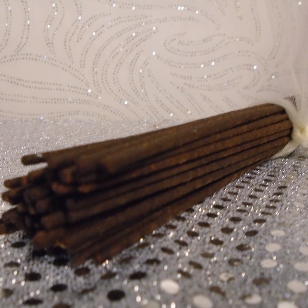 Teakwood & Mahogany 100 Count pack of High Quality Hand Dipped 10-11 Inch Incense Sticks w/ 2~ 5 Count Sample Packs