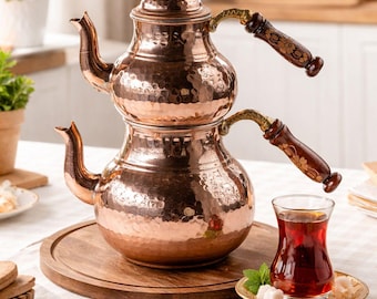 Tetera de cobre hecha a mano, tetera tradicional turca, mango de madera, capacidad superior de 500 ml y inferior de 900 ml, fabricada en Turquía.