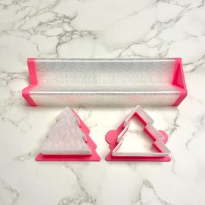 Christmas Tree CakePop Cutter & Tray Set – 2.5” Tall x 3” wide Cake Pop Shaper Kit for Baking Parties Special Events