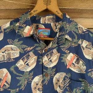 Vintage 90s Reyn Spooner Joe Kealoha&#39;s SS Hawaiian Shirt Med MISSING BUTTON, some wear on hem