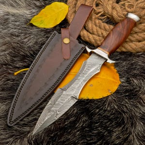 Handmade Damascus Steel Bowie Knife | Custom Hunting Knife with Rosewood Handle & Leather Sheath | Full Tang Survival Knife | Gift for Him