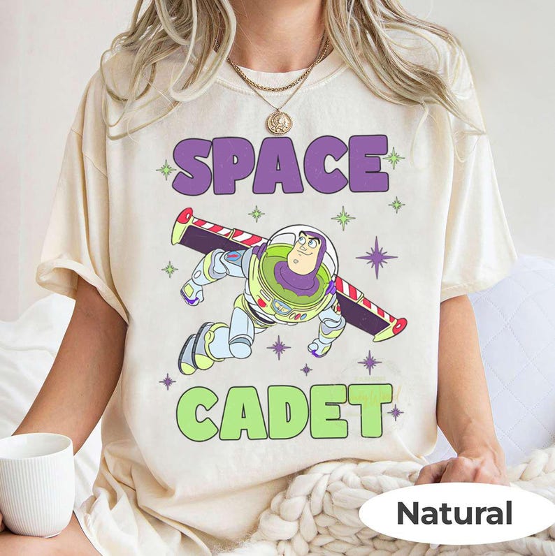 Retro Disney Toy Story Buzz Lightyear Space Cadet T-shirt, Buzz Space Cadet Shirts, Disney Matching Shirt, Disneyland Family Trip Shirt bild 6