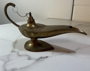 Antyczna lampa naftowa z mosiądzu Aladyn w stylu marynistycznym z kadzielnicą Chirag