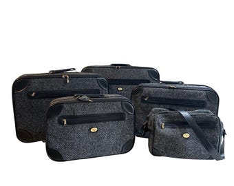 Vintage Finesse by Vitali 5-delat reseset i svart och vit tweed