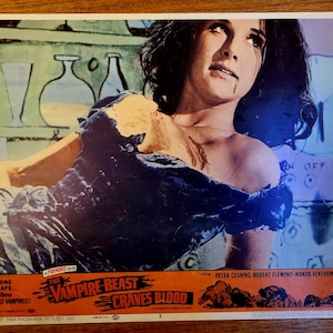 Lobbykaarten The Vampire Beast Craves Blood (3), horrorfilm uit de jaren 60 Peter Cushing