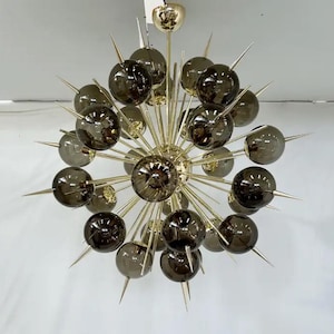 Stilnovo Style Brass Green Glass Ball 1950&#39;s Sputnik Chandelier Urchin Italian Lamp Lighting