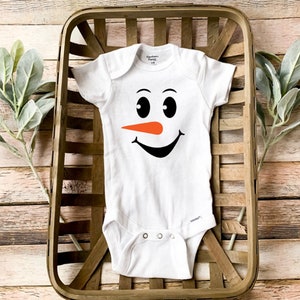 Snowman winter shirt for baby, Christmas baby Baby Bodysuit, Gerber Onesie®, Baby Shower gift. Baby Christmas clothing, Let it snow, Snowman