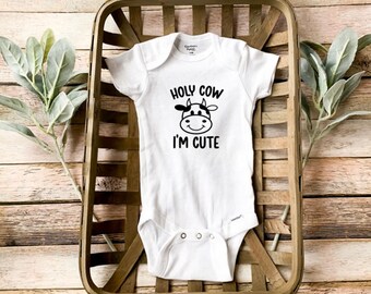 Holy Cow I'm Cute Funny onesie®.  baby clothing. Baby shower gift. Baby Announcement. Gender Reveal. Pregnancy announcement, Highland cow
