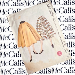 1950s vintage McCalls 3138 circle skirt with pockets sewing pattern novelty print WAIST 26