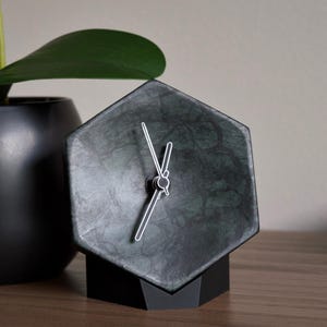 Green Marble Desk Clock: Modern Minimalist Design, Silent Movement