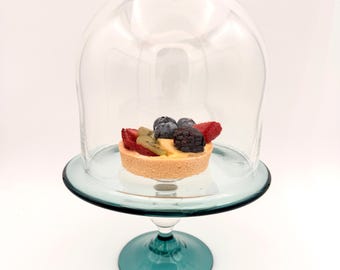 lidded cake plate stand
