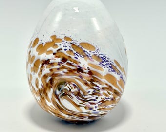 Easter egg, glass blown egg, Dpring decor
