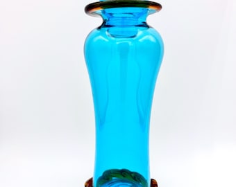 lidded vase