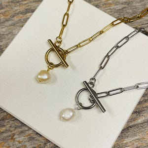 Gold or Silver Paperclip Chain Toggle Clasp Necklace with Natural White Pearl Bead Stainless Steel Layering Necklace Gift for Her