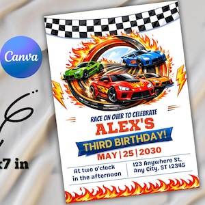Può includere: Un invito bianco di 12,7 x 17,8 cm con un tema di auto da corsa. Il design presenta quattro auto da corsa colorate su una pista circondata da fiamme. Il testo recita "Race on over to celebrate Alex's Third Birthday!" con la data e l'ora.