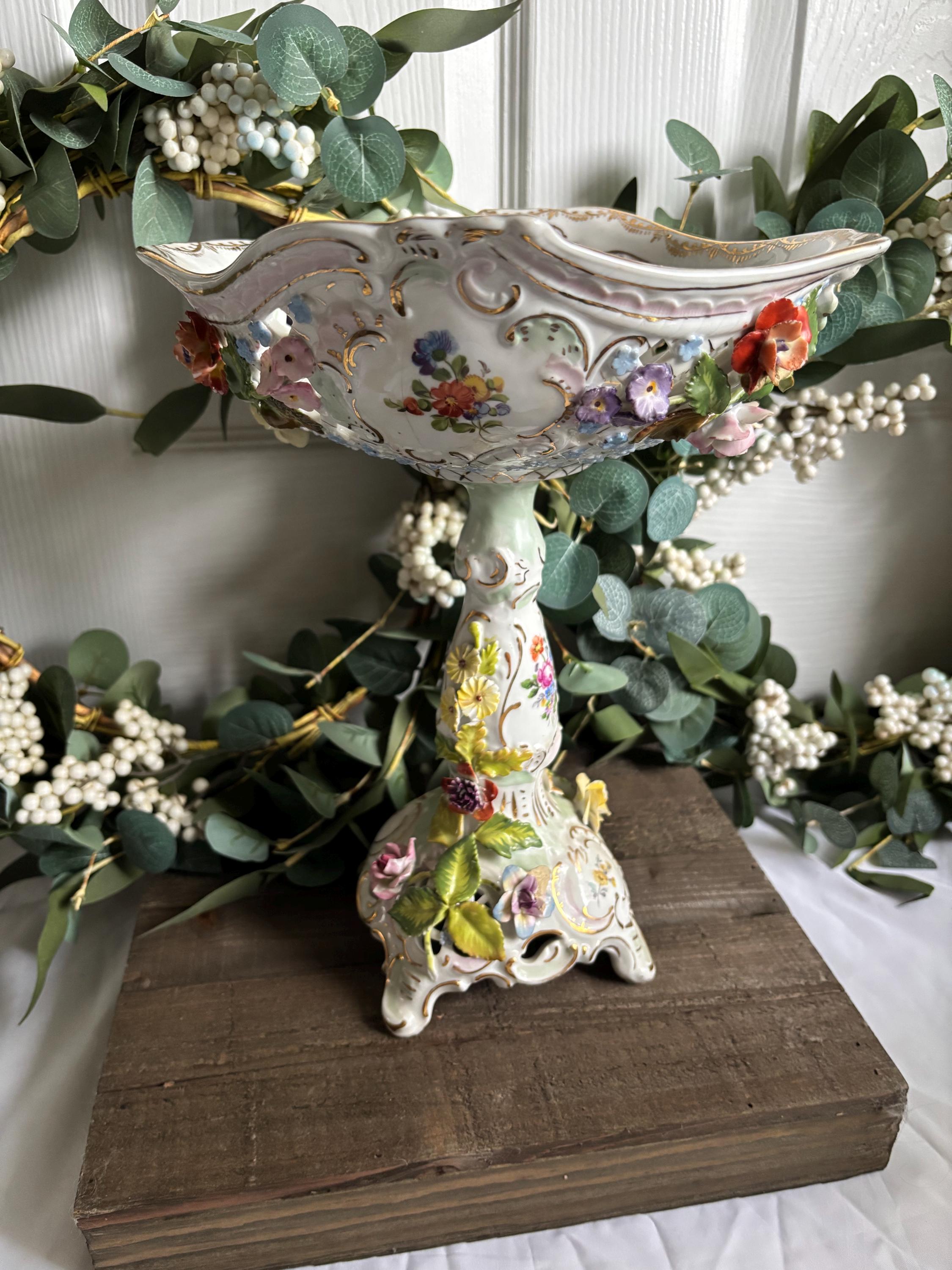 Dresden ドレスデン フラワーブーケ　ボンボニエール 陶花 蓋付小物入れ Dresden ドレスデン フラワーブーケ ボンボニエール 陶花 蓋付小物入れ