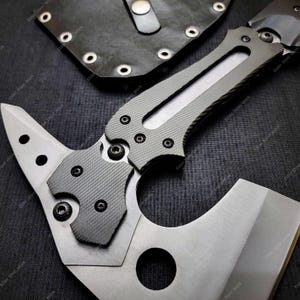 Leon Kennedy-inspirerad yxa-replika | Resident Evil Requiem Axe Full Tang Gaming Axe samlarobjekt bild 4