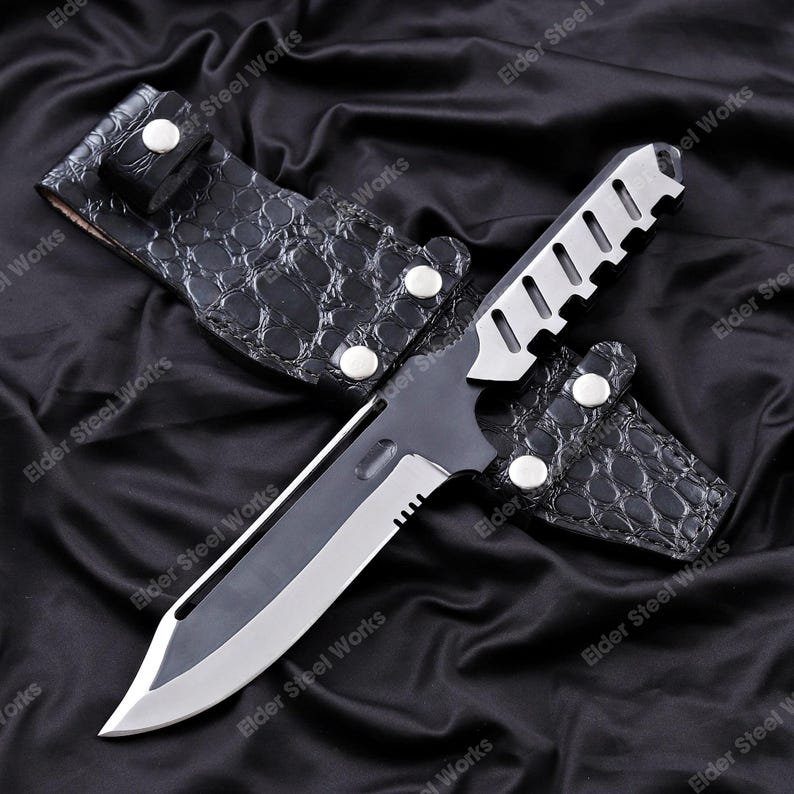 Metal Gear Solid 4 Old Snake Knife Replica | Handmade Display, Cosplay Prop image 3