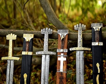Custom Hand Forged Damascus Steel Viking Sword, Norsemen Blade, Fantasy Long Sword