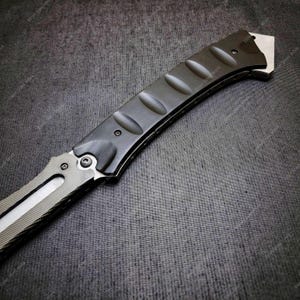 Leon Kennedy-inspirerad yxa-replika | Resident Evil Requiem Axe Full Tang Gaming Axe samlarobjekt bild 6