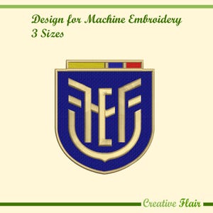 Puede incluir: Un diseño de bordado a máquina con un escudo azul, un emblema dorado y una barra superior con rayas amarillas, azules y rojas. El texto dice Design for Machine Embroidery, 3 Sizes y Creative Flair. El diseño tiene un borde dorado.