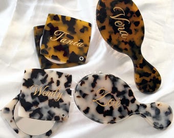 Espejo y peine personalizados, estuche de viaje compacto con nombre personalizado, peine de bolsillo grabado, regalo para damas de honor