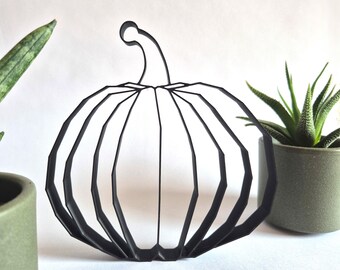 Pumpkin line art in polygon style | Modern decoration with a delicate design for home & shop window | Gift for Halloween and autumn