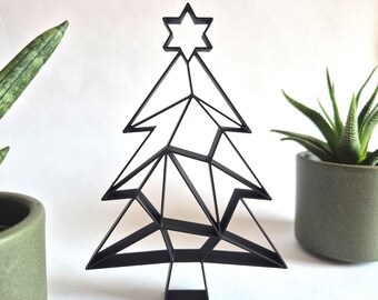 Christmas tree line art in polygon style | Modern decoration with a delicate design for home & shop window | Gift or decoration for Christmas