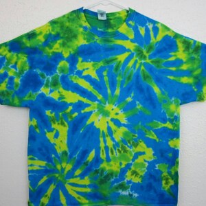 Green, Yellow, Blue Swirls XL Tie Die Unisex T-shirt