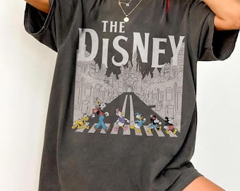 Vintage Komfort Farben Disney Micky und Freunde Shirt, Disney World Urlaub Shirt, Goofy & Pluto, Disney 2026 Shirt, magische Disney Shirts
