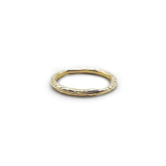 Antique Victorian Medium Engraved Split Ring - 9c… - image 1