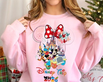 Disney Family Sweatshirt 2026, Disney Vacation Group Shirt, Disneyworld Hoodie, Disney Family Trip Crewneck, 332625