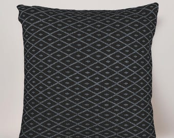 Cojín Micro Diamond / Cojín geométrico de pequeña escala / Cojín decorativo moderno azul marino carbón