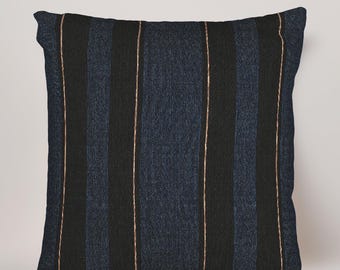 Cojín moderno de rayas / Cojín de rayas azul marino / Cojín decorativo lineal azul medianoche