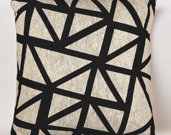 Cojín geométrico llamativo / Funda de cojín tejida en negro y marfil / Cojín decorativo abstracto moderno