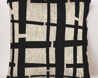Cojín con diseño de cuadrícula arquitectónica / Cojín geométrico abstracto en negro y marfil / Cojín decorativo con estampado de líneas modernas