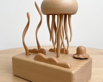 Handmade wooden Medusa and Octopus automaton - Animated marine kinetic sculpture - Original natural wood desk decoration