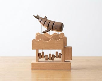 Handmade wooden musical whale automaton - Rechargeable kinetic music box - Relaxing and poetic marine decoration