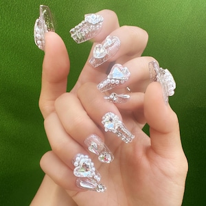 Silver Glitter Press-On Nails: Pearl, Rhinestone & Bow - Handmade Almond Nail Tips (24pcs