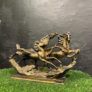 Antique Horse Sculpture, Vintage Horse Figurine, Collector&#39;s Item, Equestrian Decor, Classic Wooden Statue, Horse Lover Gift