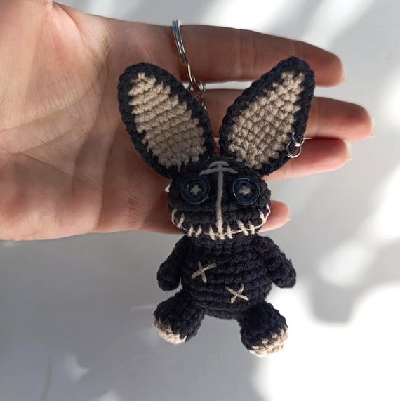 Crochet Voodoo Doll Keychain Halloween Gothic Creepy Bunny Plushie