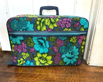 Vintage 1970s Floral Suitcase: Funky Travel Decor