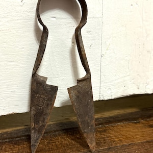 Old Farm Tool - Small Lamb Shears w makers mark
