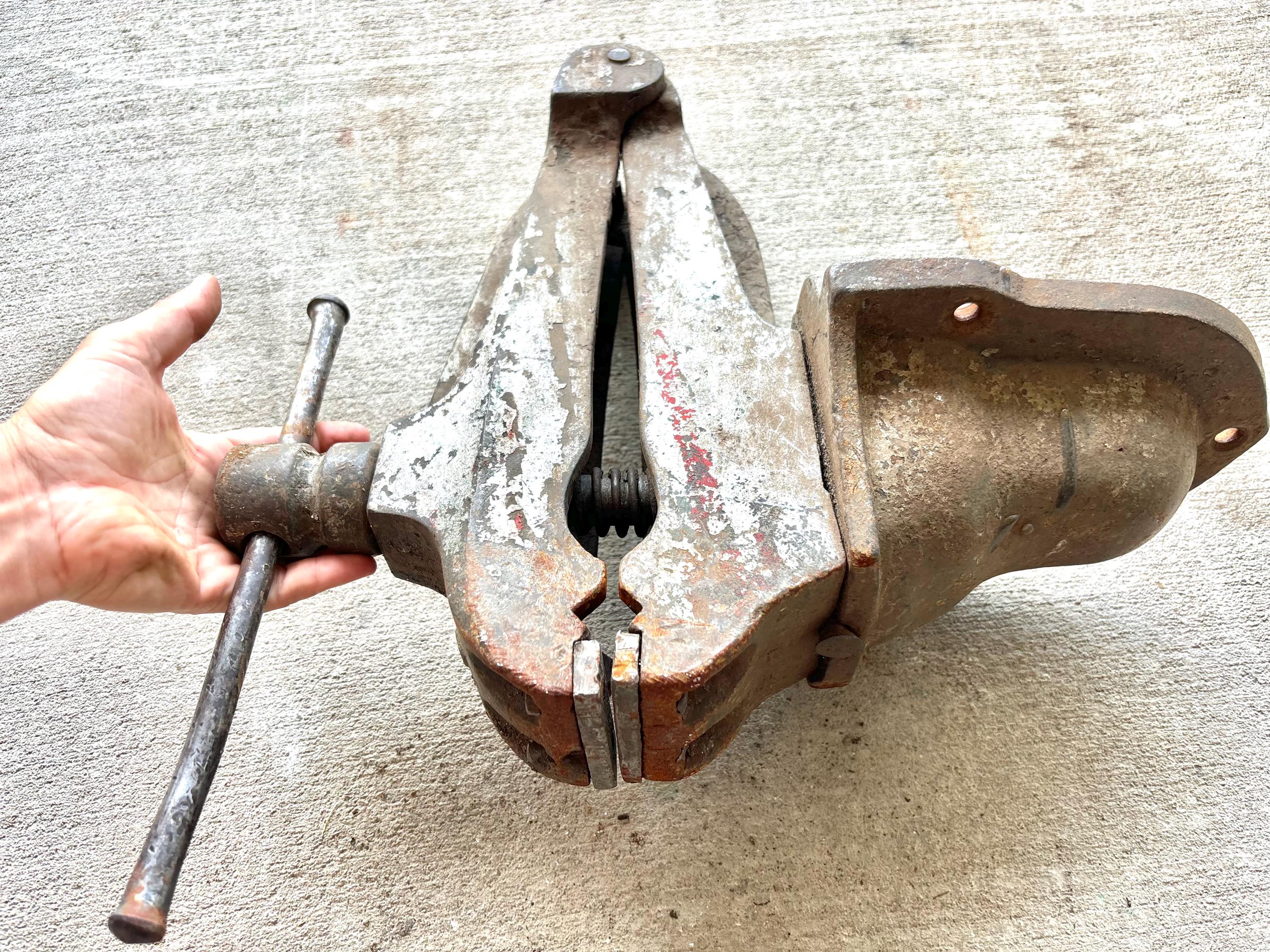 立て万力(バイス)  鍛治屋 工具 Post vise Blacksmith Leg Vise - Etsy