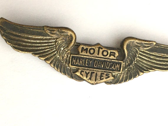 HARLEY DAVIDSON Old Vtg 1980`s Button Pin Badge 25mm Motorcycle Biker