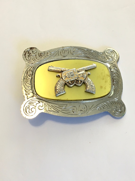 Vintage Crossed Pistol Belt Buckle