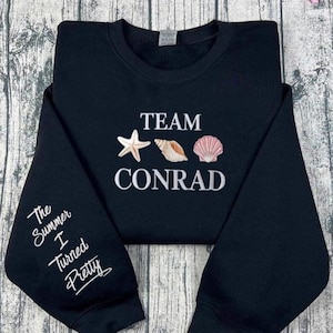 Besticktes Team Conrad Rundhals-Sweatshirt, Cousins Beach Shirt, Der Sommer, den ich drehte hübsches Shirt Hoodie, Jeremiah, Bauch, TSITP Movie Tee