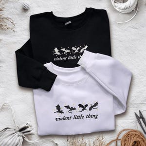 Fourth Wing Embroidered Sweatshirt, Iron Flame Crewneck, Fourth Wing Merch, Xaden Riorson Sweater, Basgiath Embroidered Shirt Hoodie